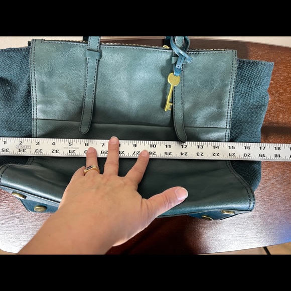 Rare‎ Teal/Aqua Fossil Bag - Picture 7 of 10